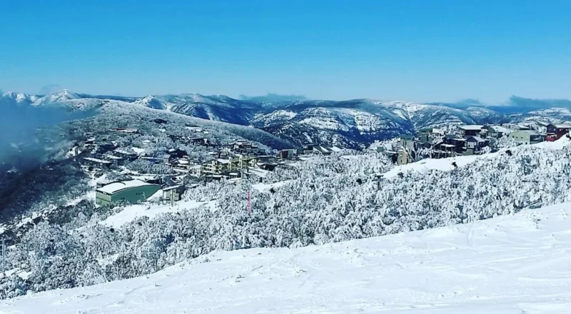 How to ride a Snow go in Victoria